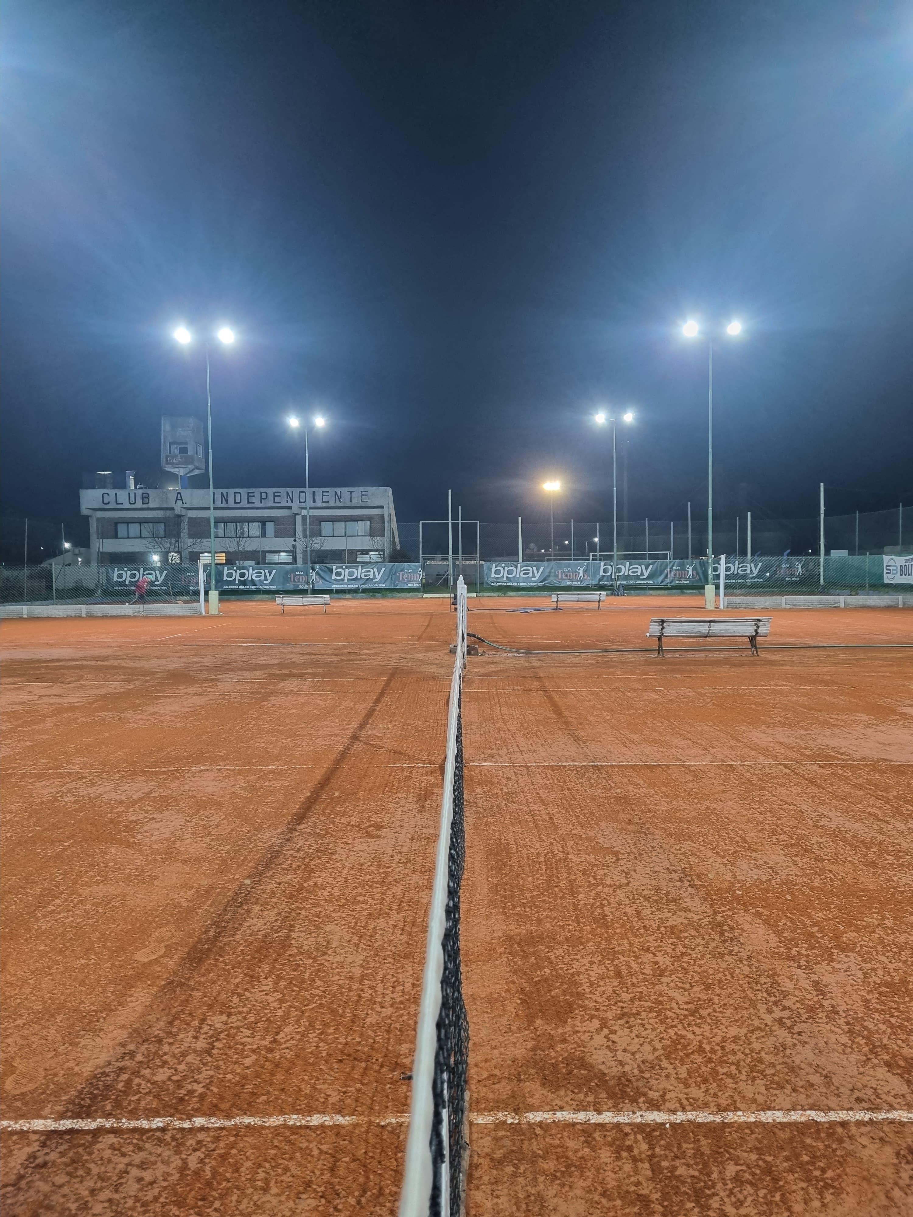 Clay Tennis Bolívar